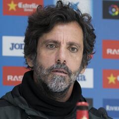 Quique Sánchez Flores, tras abrazar a Messi: "Mil disculpas a la afición del Espanyol"