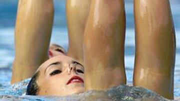 La pareja española de dúo, Andrea Fuentes y Ona Carbonell, está segunda en el ejercicio técnico tras las rusas.