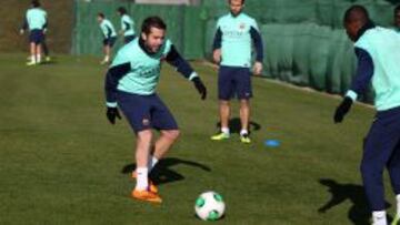 Jordi Alba entrenó con normalidad.