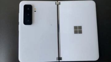 La Microsoft Surface Duo podría llegar con una triple cámara trasera