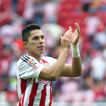 Chivas-2017, después regresó al Frankfurt el mismo año, posteriormente volvió a Chivas