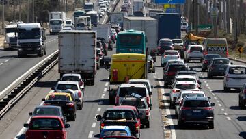 
Santiago 16 septiembre 2021.
Alta congestion de vehiculos en la ruta 68 por feriados de fiestas patrias.


Javier Salvo/Aton Chile
