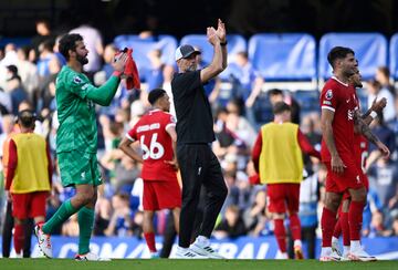 Liverpool debutó en la Premier League en condición de visitante ante el Chelsea. Luis Díaz abrió el marcador para los Reds, mientras que Axel Disasi empató para los locales para el 1-1 final.