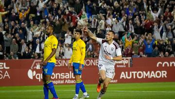 Dubasin celebra su gol ante la UD Las Palmas.