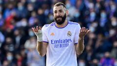 Benzema, durante el Getafe-Real Madrid. 