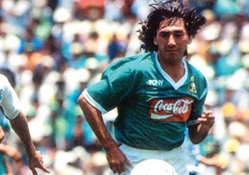 Edgardo Fuentes fue dos veces campeón de la Primera División de México: con Puebla en 1989-1990 y León en 1991-1992.