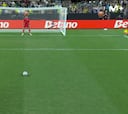 Militao hizo ‘un Lucas Vázquez’ en la tanda y no pudo acabar peor: vean su penalti...