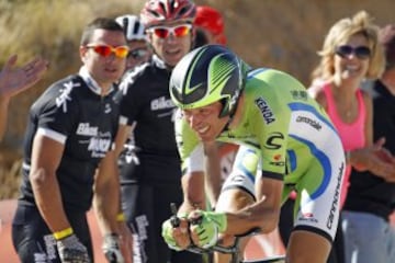 El ciclista italiano se retiró del Tour de Francia de 2015 al diagnosticarle un cáncer testicular. Fue operado y dos meses después volvió a subirse a una bicicleta en la Marcha Cicloturista Ciudad de Valencia, habiendo superado la enfermedad en un tiempo 