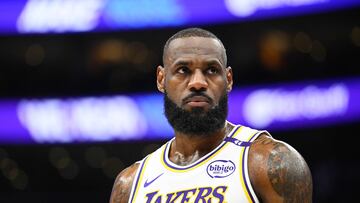 What did the Lakers say about LeBron James' fitness?