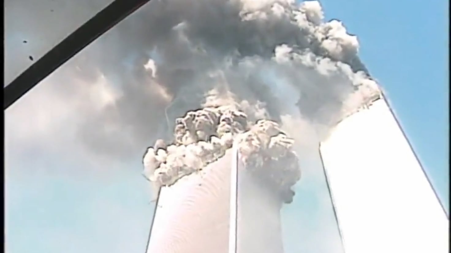 9/11: Sale a la luz impactante video de la caída de las Torres Gemelas 9/11: Sale a la luz impactante video de la caída de las Torres Gemelas