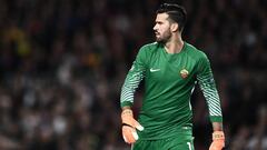 El guardameta brasile&ntilde;o del Roma, Alisson Becker, durante un partido.