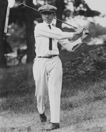 John McDermott tenía 19 años y 315 días cuando ganó en 1911.