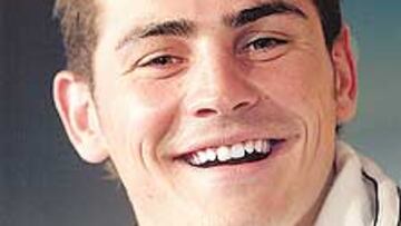 <b>DEL BOSQUE.</B> "Lo dio todo para el Madrid; si vuelve estaré encantado de recibirle"