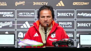 Nuevo DT de Colo Colo se entera de la tragedia de los hinchas de la U y así reacciona