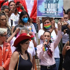 Abuchean a Claudia Sheinbaum durante Marcha LGBT en la CDMX