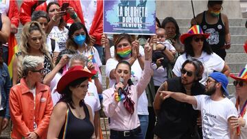 Abuchean a Claudia Sheinbaum durante Marcha LGBT en la CDMX