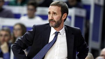 A Sito Alonso, entrenador del FC Barcelona, y a su equipo les espera un difícil reto en la pista del CSKA Moscú.