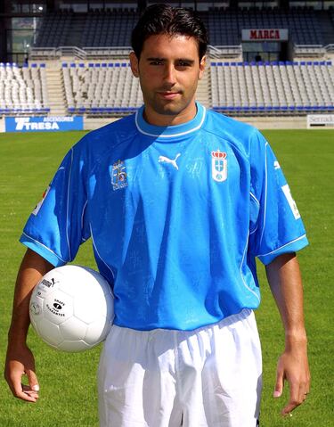Santamaría jugó en el Real Oviedo en la temporada 2003/04, en Segunda B. Su rendimiento fue modesto, y no logró destacar como se esperaba.
