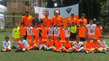 El espa&ntilde;ol Carlos Torres, durante un acto en la cantera de Envigado