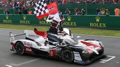 Único piloto debutante en ganar dos veces seguidas desde 1929