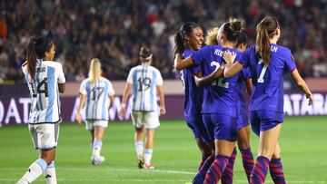 Tras haber superado a su similar de Argentina, Estados Unidos aseguró su boleto a los cuartos de final de la Copa Oro W.