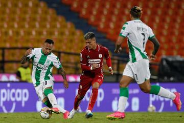 Imágenes del partido aplazado entre Atlético Nacional y América de Cali en el estadio Atanasio Girardot, a puertas cerradas, por la Liga BetPlay.