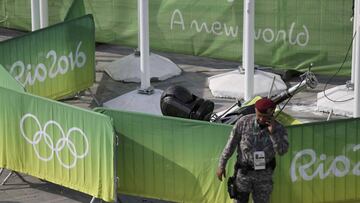 Una cámara aérea se ha caído en el parque olímpico y ha herido a dos mujeres.