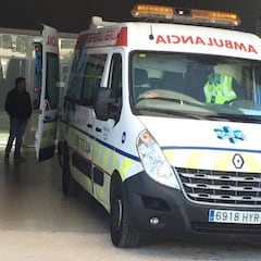 Rins se cae y es evacuado, pero está fuera de peligro