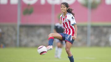 Guadalajara dio el reporte médico de la defensa del equipo, luego de que sufriera una molestia en uno de los entrenamientos, se le diagnosticó rotura de ligamentos en rodilla derecha.