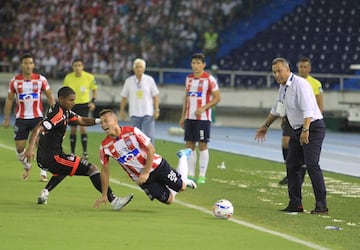 El local repitió victoria 3-0 con goles de Chará y Teo.