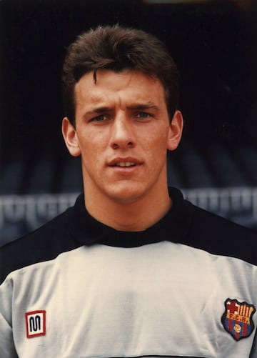 Vivió dos etapas diferentes como portero del Osasuna: desde 1986 hasta 1988, y desde el 2001 hasta el 2003. Defendió la portería del Barcelona desde 1988 hasta 1990.
