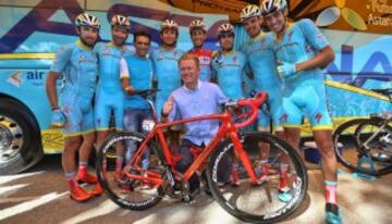 Todos los maillots de los equipos UCI World Tour para 2016