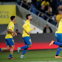 A Las Palmas le basta con Eric Curbelo