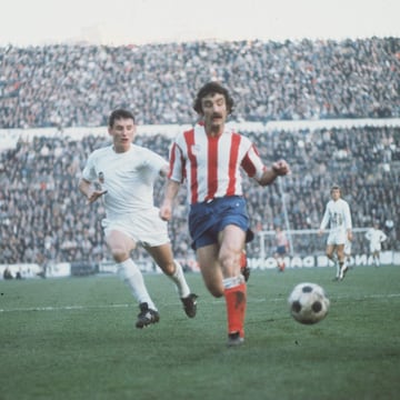 El histórico lateral rojiblanco fue uno de los futbolistas que ganó la Intercontinental en 1975. Una de las leyendas del club, disputó 269 partidos en el Atlético. Falleció a los 72 años a causa una neumonía