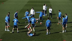 Ramos and Llorente the only absentees from Madrid squad