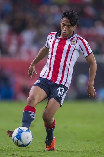 La posible alineación de Chivas ante América en el Clásico