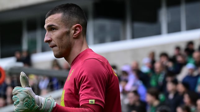 Oficial: Plamen Andreev rompe con el Racing para irse al Lech Poznan