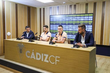 Presentación de las renovaciones de Rubén Sobrino y Fede San Emeterio con el Cádiz CF.