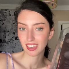 Carrefour tira la casa por la ventana con el postre del verano: once euros y “más grande que tu brazo”