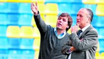 <b>PREOCUPACIÓN. </b>Fernando Roig, acompañado ayer por su hijo.