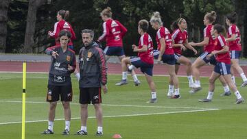 Montse Tomé junto a Jorge Vilda.