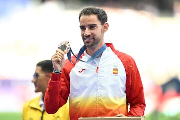 Una de las grandes leyendas de la marcha atl¨¦tica, el extreme?o particip¨® en cuatro ediciones de los Juegos Ol¨ªmpicos (2012, 2016, 2020 y 2024), obteniendo dos medallas en Par¨ªs, oro en la prueba de relevo mixto y bronce en los 20 kil¨®metros son sus ¨²ltimas haza?as antes de colgar las botas a los 30 a?os. ?lvaro tambi¨¦n puede presumir de ser bicampe¨®n mundial (2023 en 30 y 35 km) y bicampe¨®n europeo (2018 y 2022).