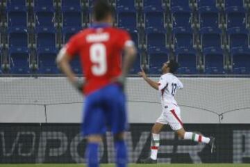 La celebración de Amiri y el lamento de Eduardo Vargas.