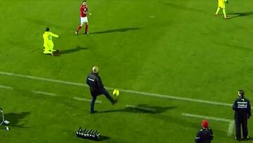 DT de equipo danés maravilló con un control de lujo