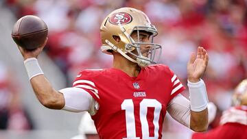 San Francisco 49ers quarterback Jimmy Garoppolo may be able to return to the field after eight weeks, as his broken left foot will not need surgery.