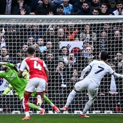 David Raya roza la historia en Arsenal