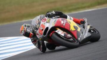 Tito Rabat revienta los tiempos tras la tormenta en Sepang