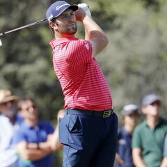 Koepka llega a los tres meses de líder y Rahm resiste quinto