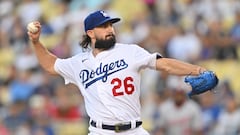 Tony Gonsolin agrees deal with Dodgers, avoiding arbitration