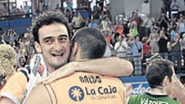 <b>OPTIMISMO. </b>Sergio Pérez y Baldo, felices tras la igualada.